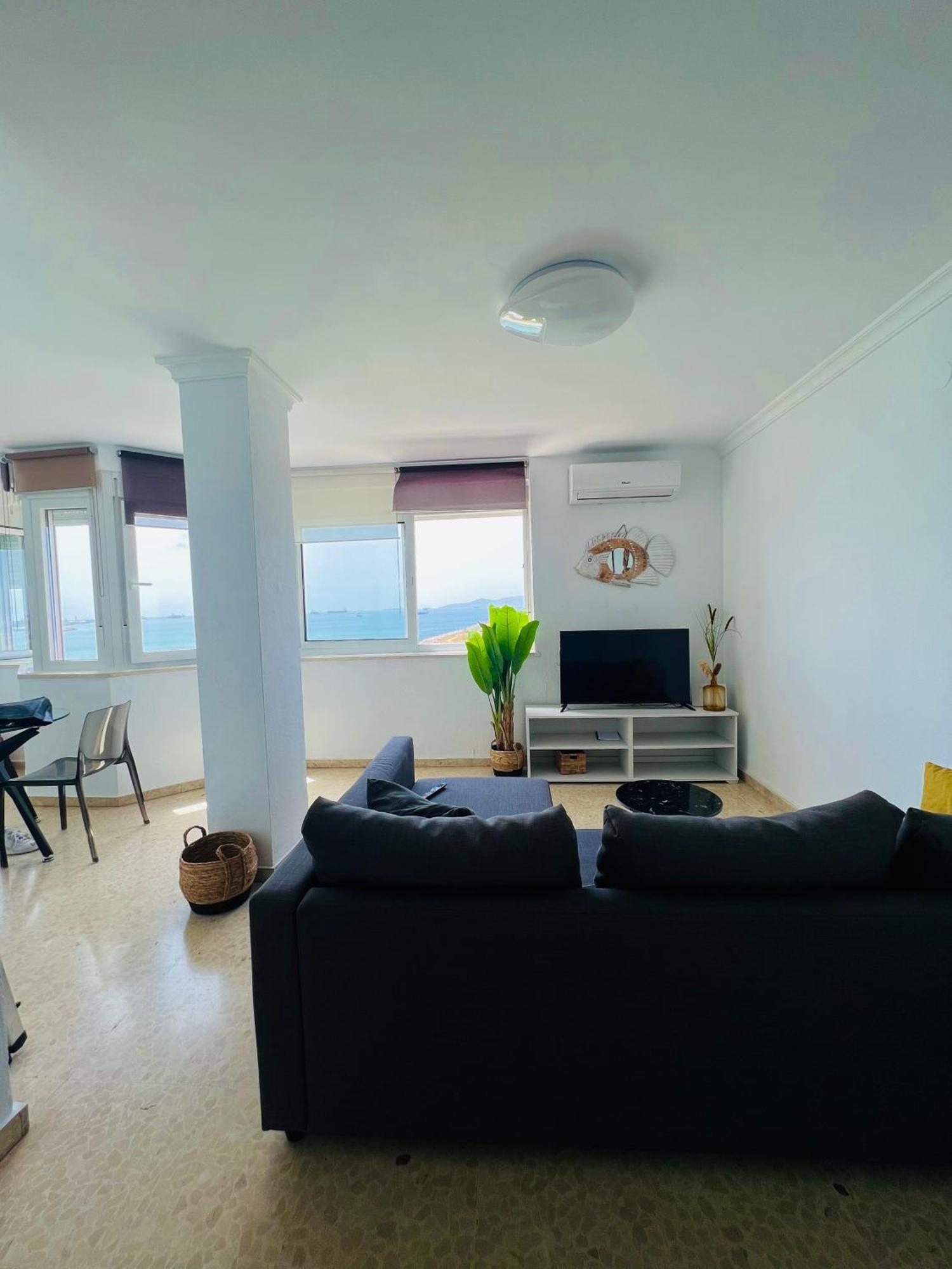 Apartament Vistas Roca Mar La Línea de la Concepción Zewnętrze zdjęcie