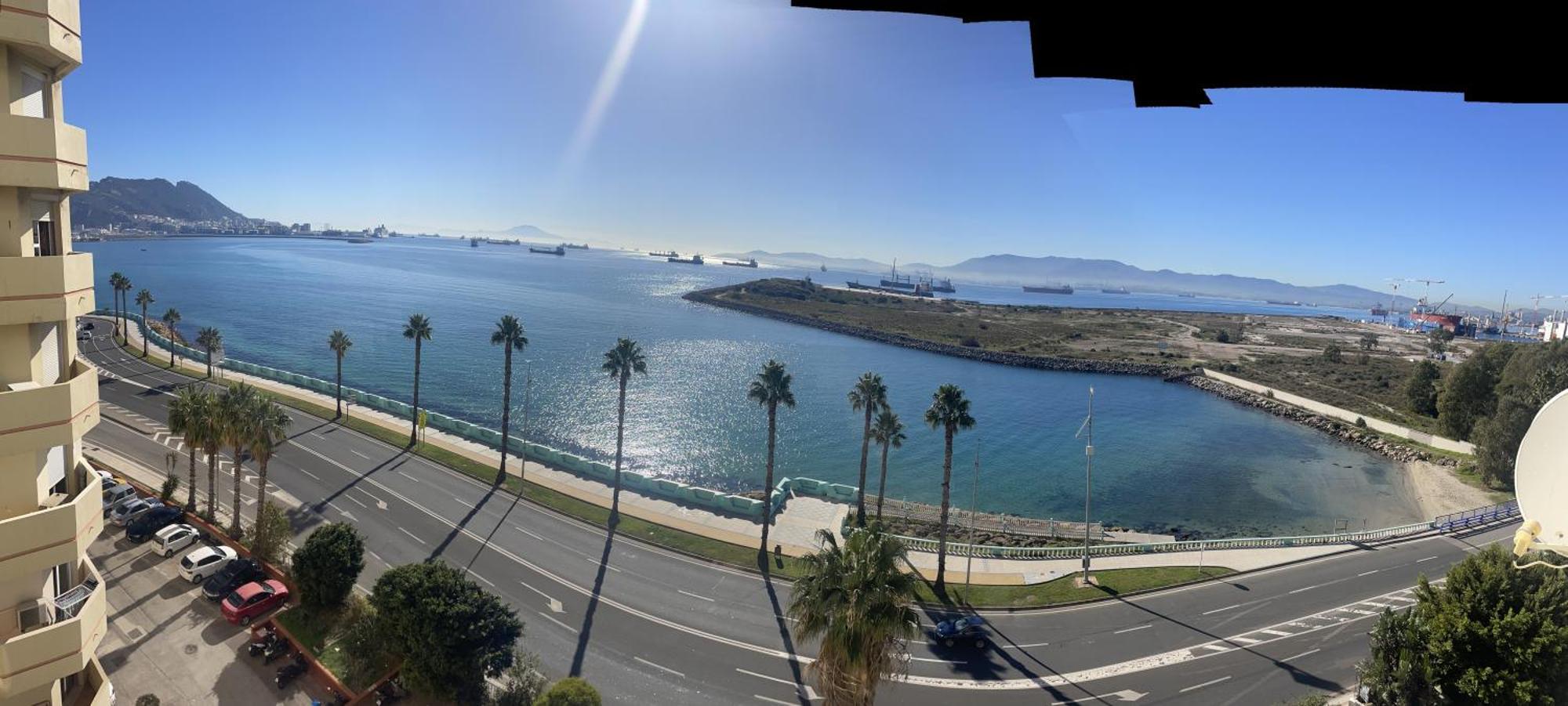 Apartament Vistas Roca Mar La Línea de la Concepción Zewnętrze zdjęcie